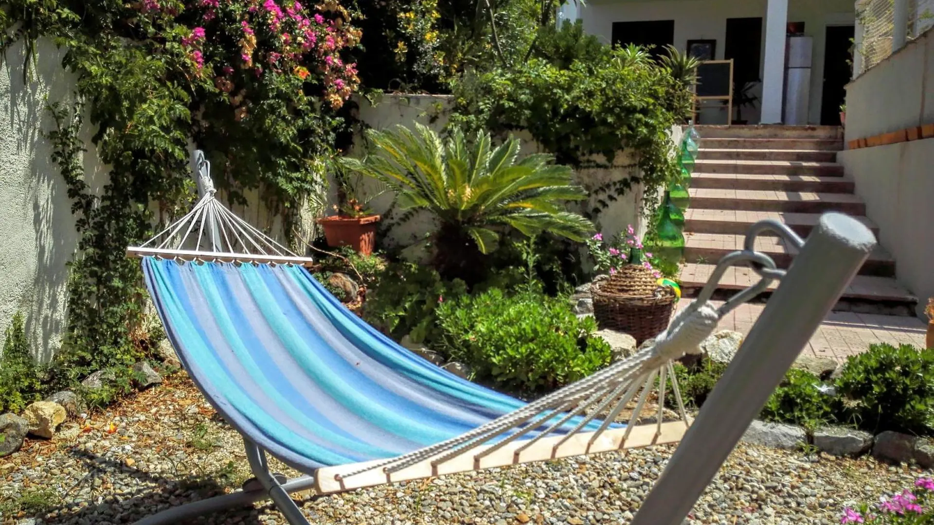 *** Bed & Breakfast La Casa A Mare B&B San Saba Italy